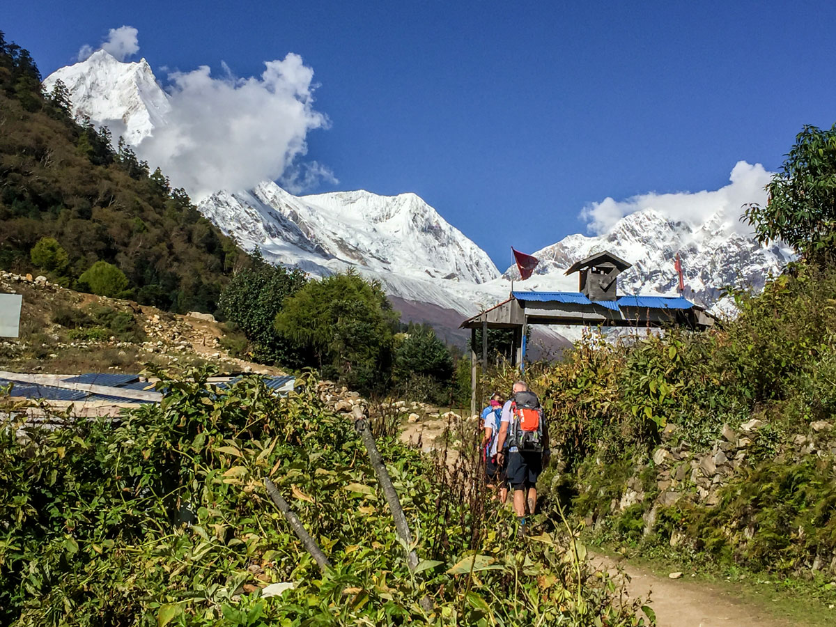 Snowy peaks along Manaslu Circuit trek in Nepal