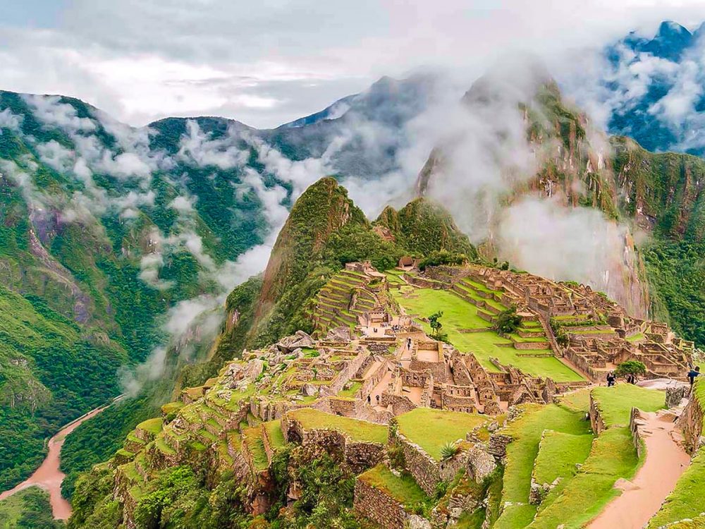 Ausangate, Rainbow Mountain And Machu Picchu Trekking Tour