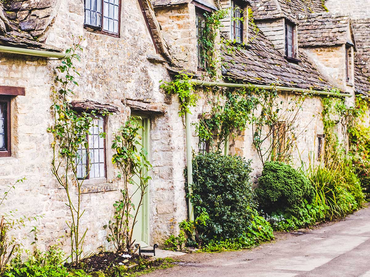 Stratford to Bath Cycling Tour includes visiting Bibury