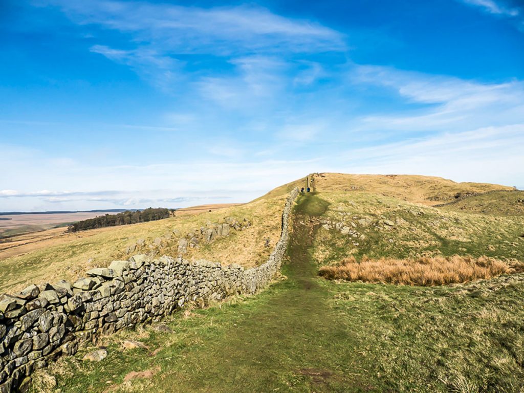 hadrian's wall coach tour