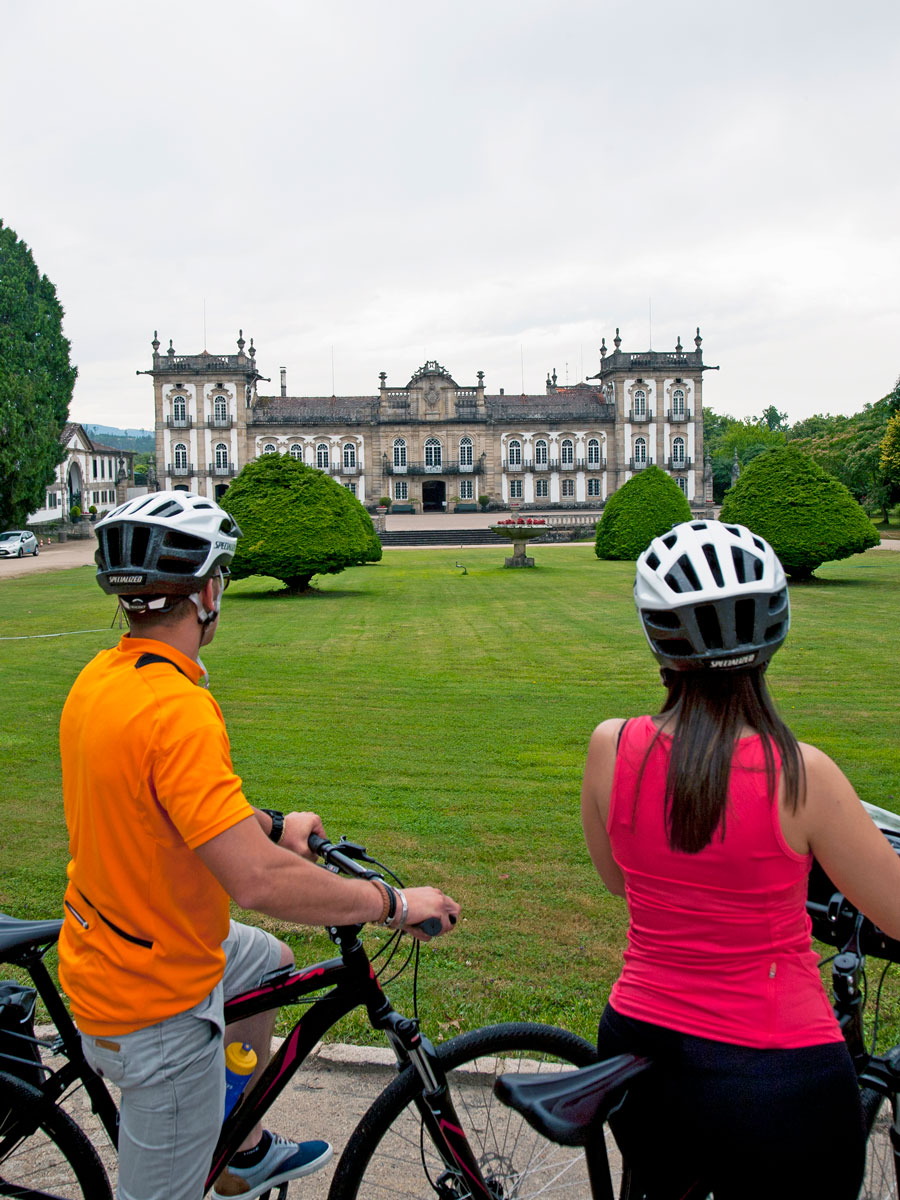 Monção estate house biking