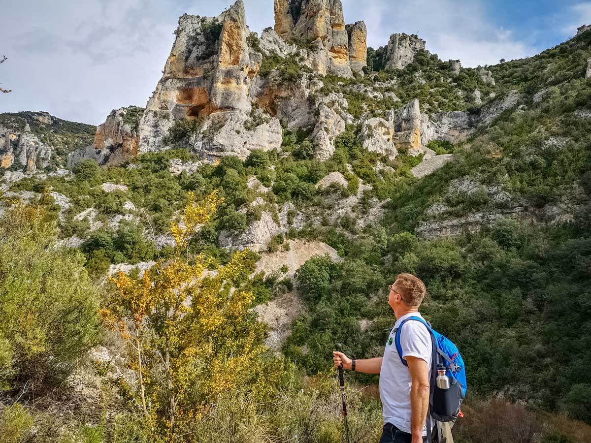 Sierra to Grazalema walking hiking trail mountain cliffs Spain