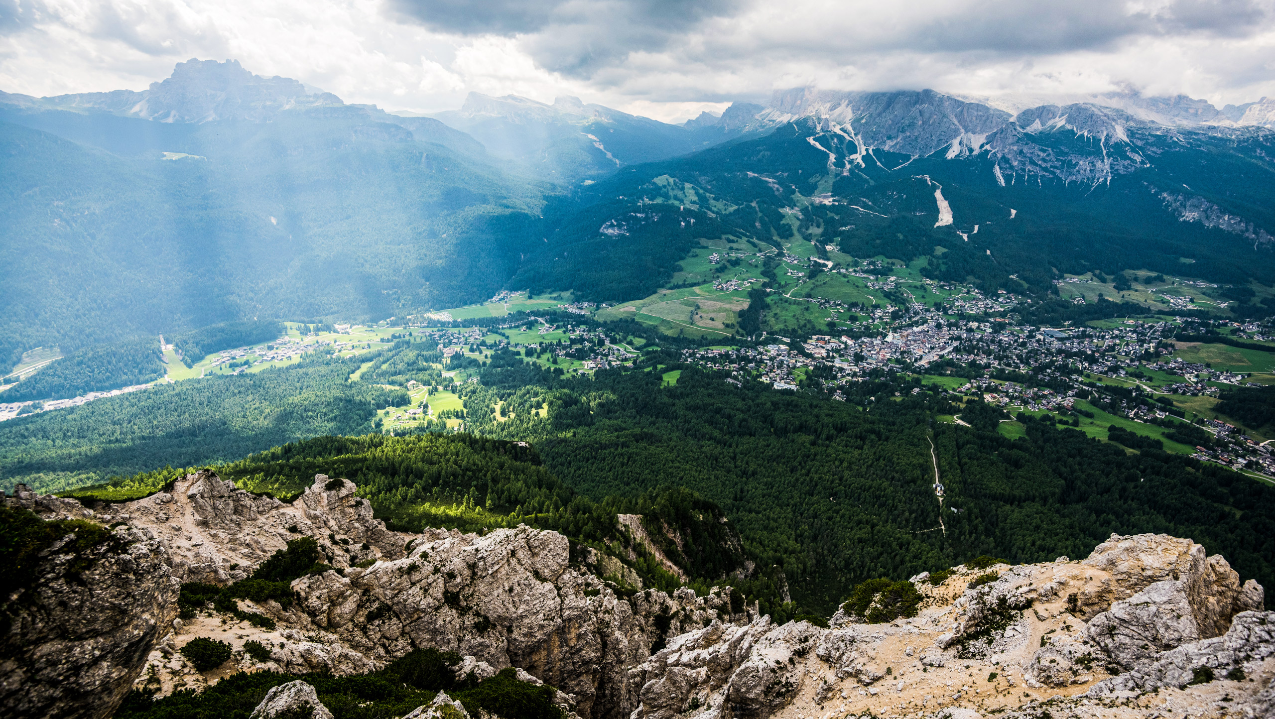 Dolomites to Venice Hiking Tour