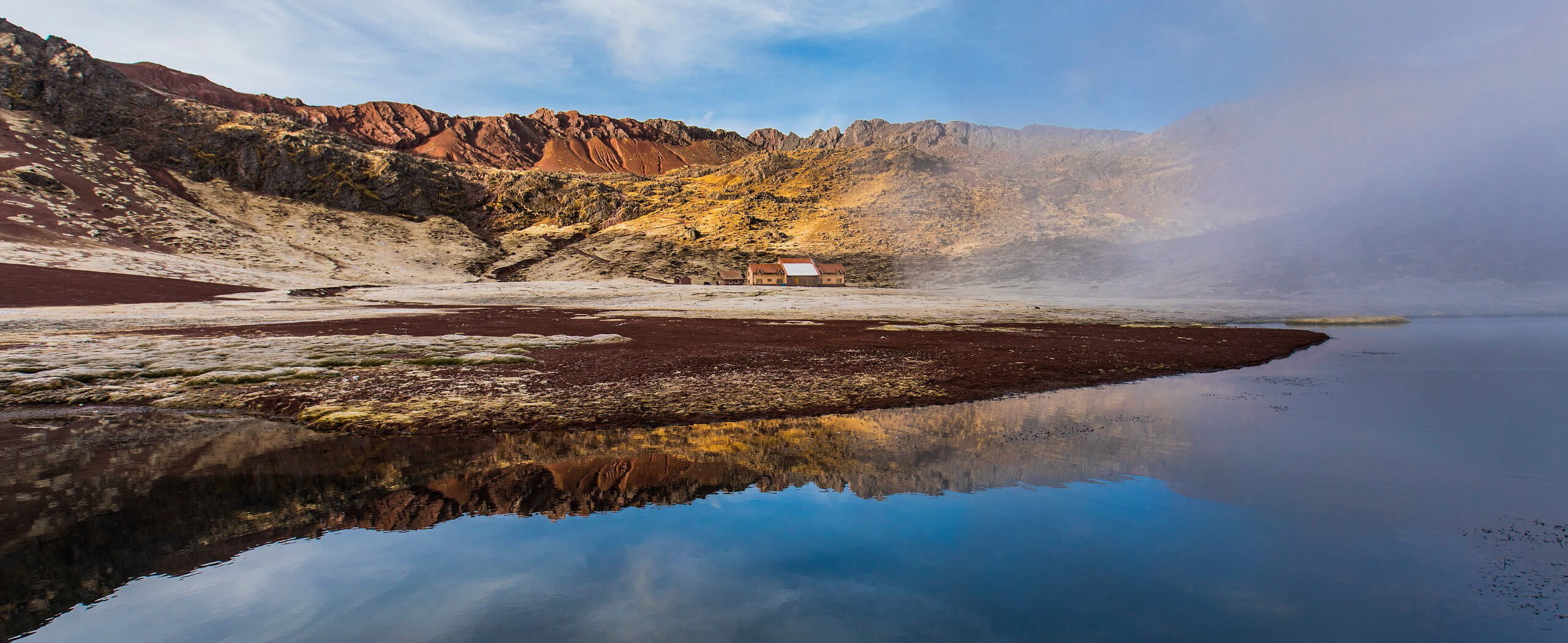 Three Tambos Lodge-Based Trek