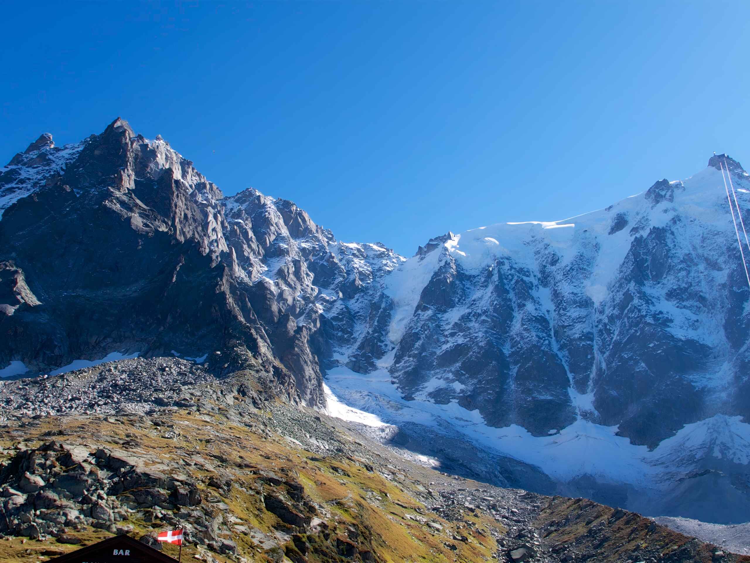 Guided Tour du Mont Blanc in Mountain Huts - 08