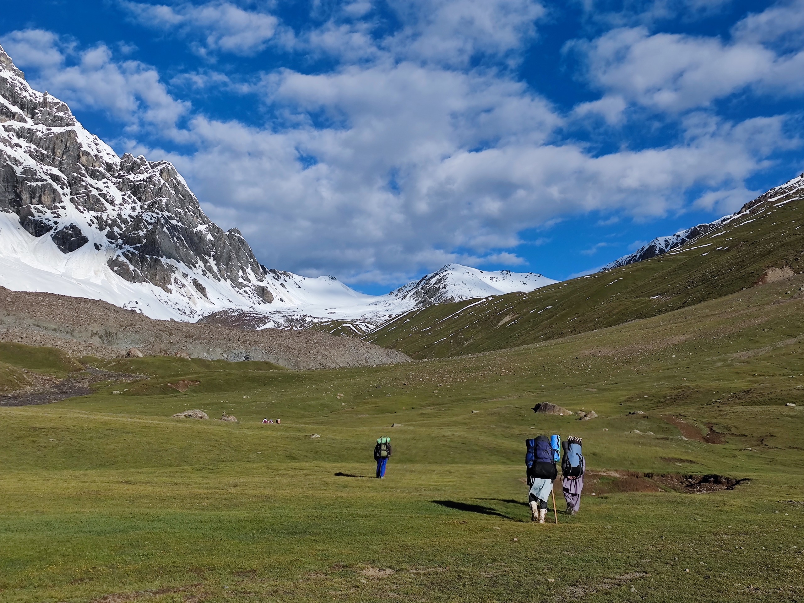 High Camp to thallay La