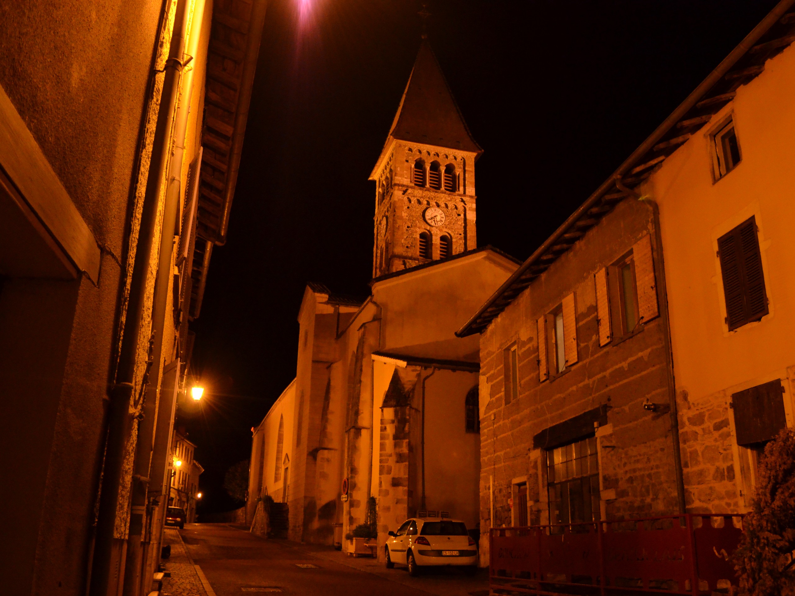 Self-guided Beaujolais Bike Tour in France 18