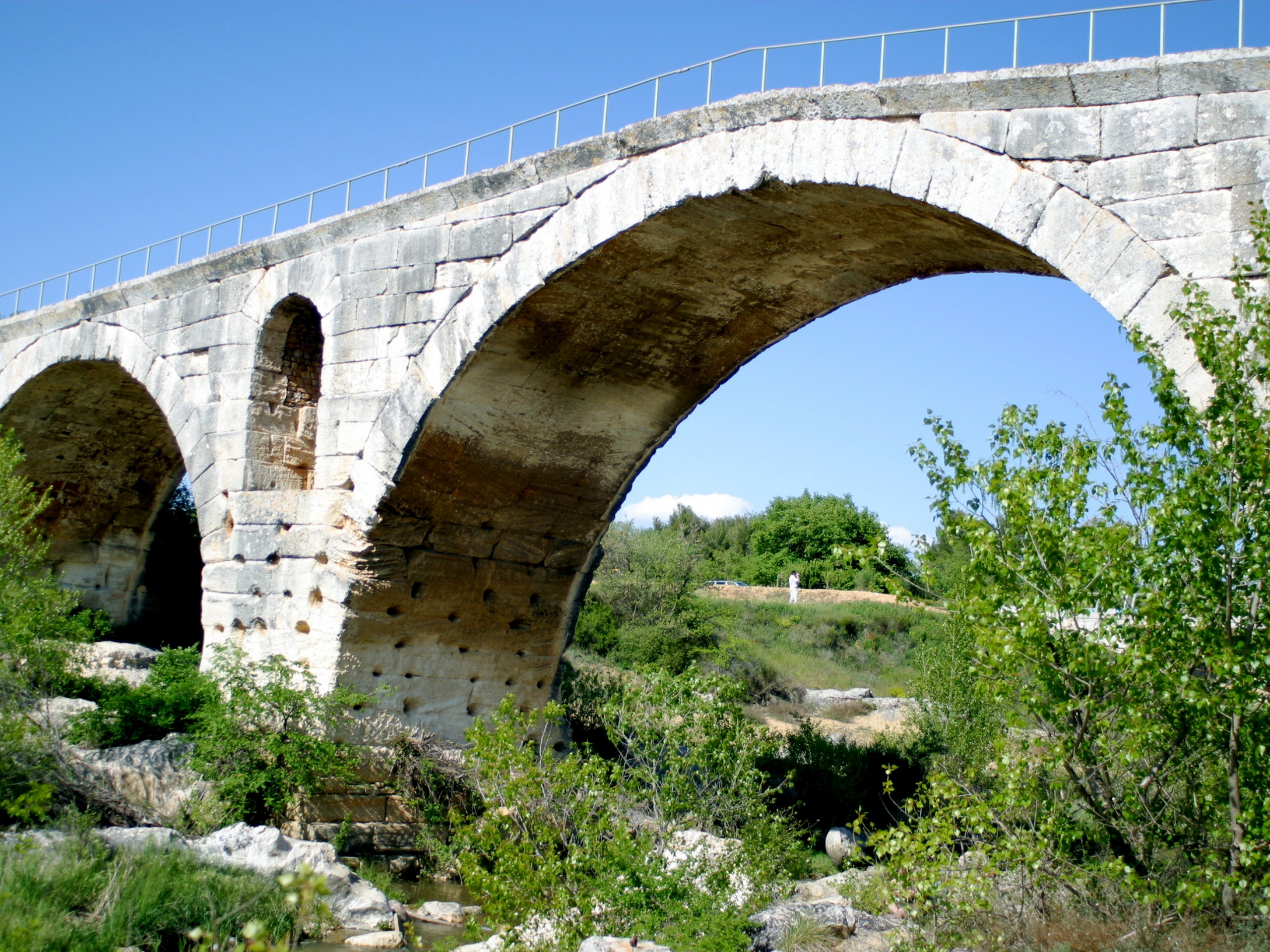 Bridge over the river, Provence