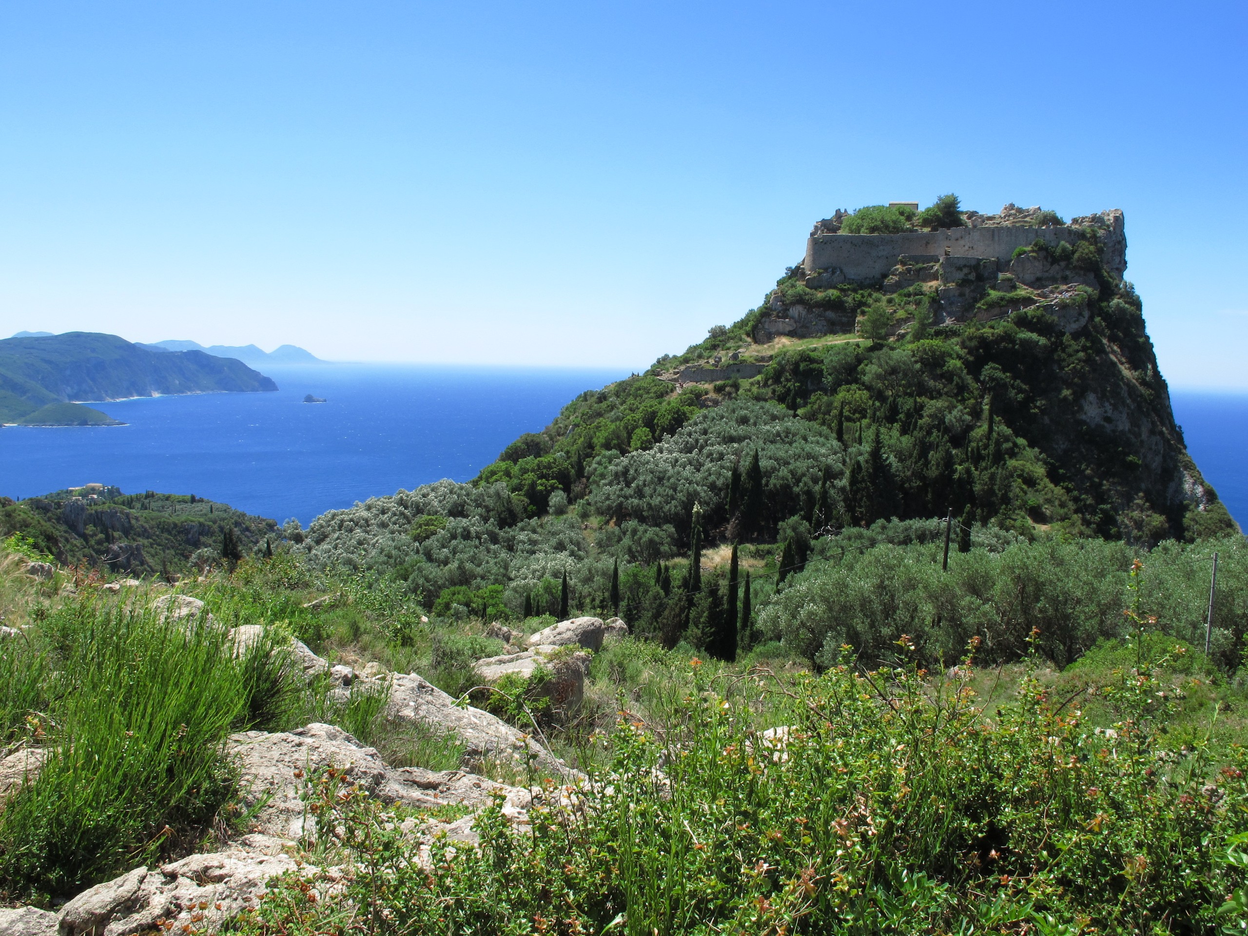 Ruines du château d'Aggelókastro