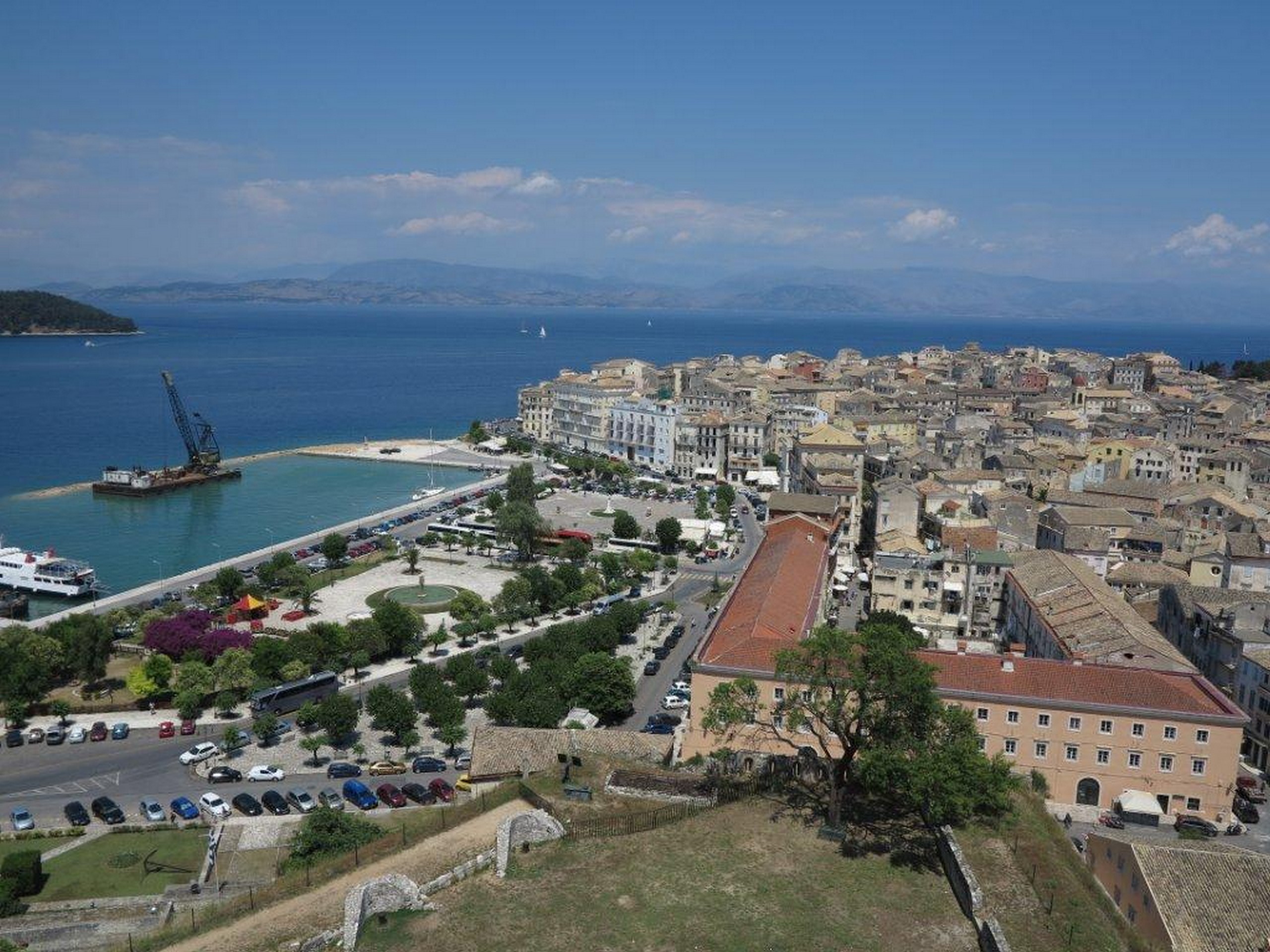 Ville de Corfou, vue depuis la nouvelle forteresse