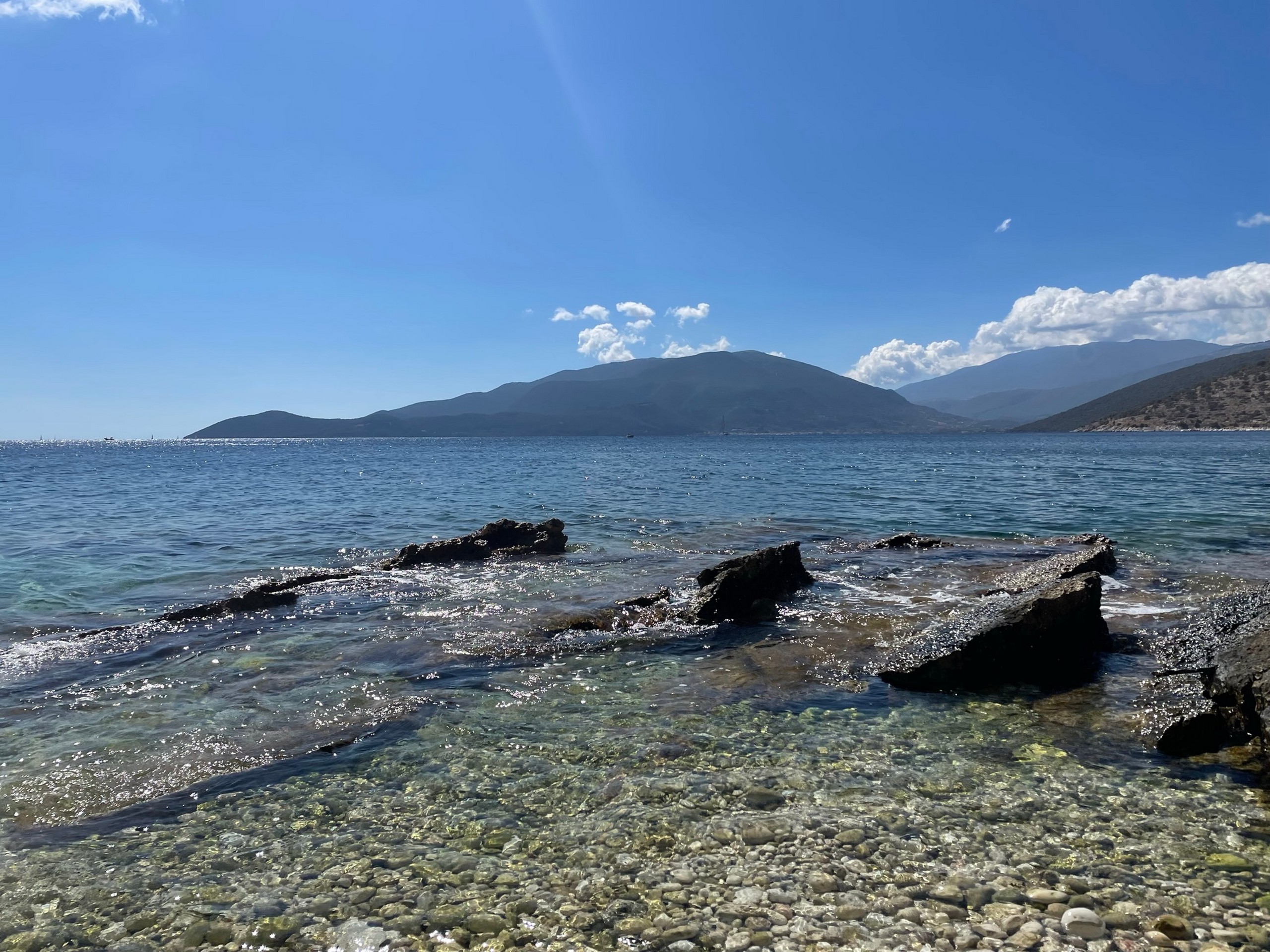 Baie de Sami Kefalonia © Juliette Vuillecard