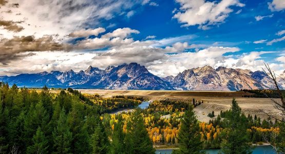 Grand Teton and Yellowstone Hiking Tour-7