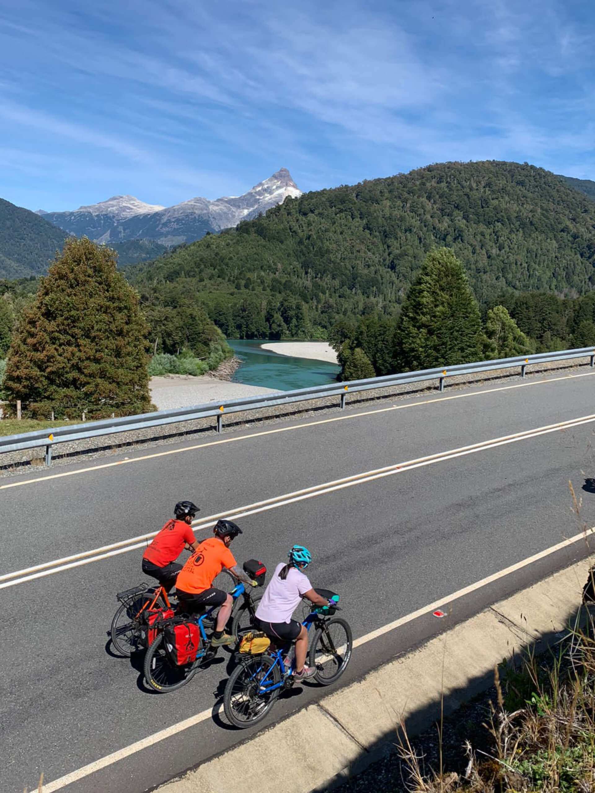 Northern Austral Highway Cycling Tour-24