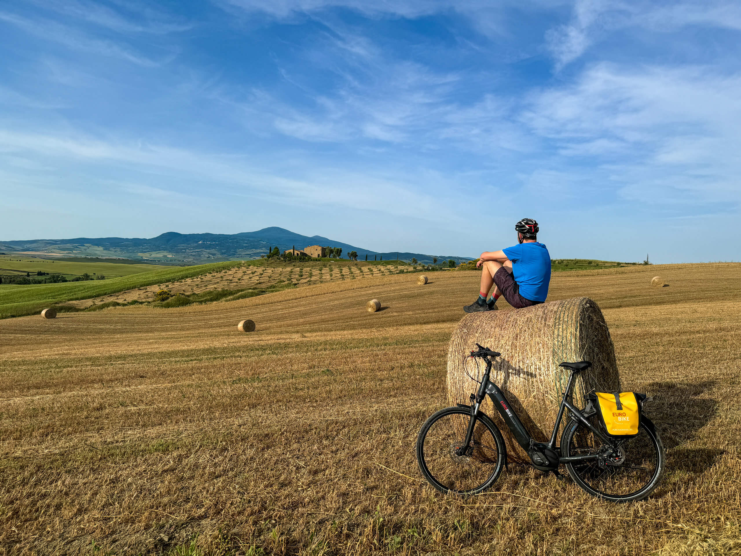 Scenic Tuscany Cycling in Charming Hotels-18