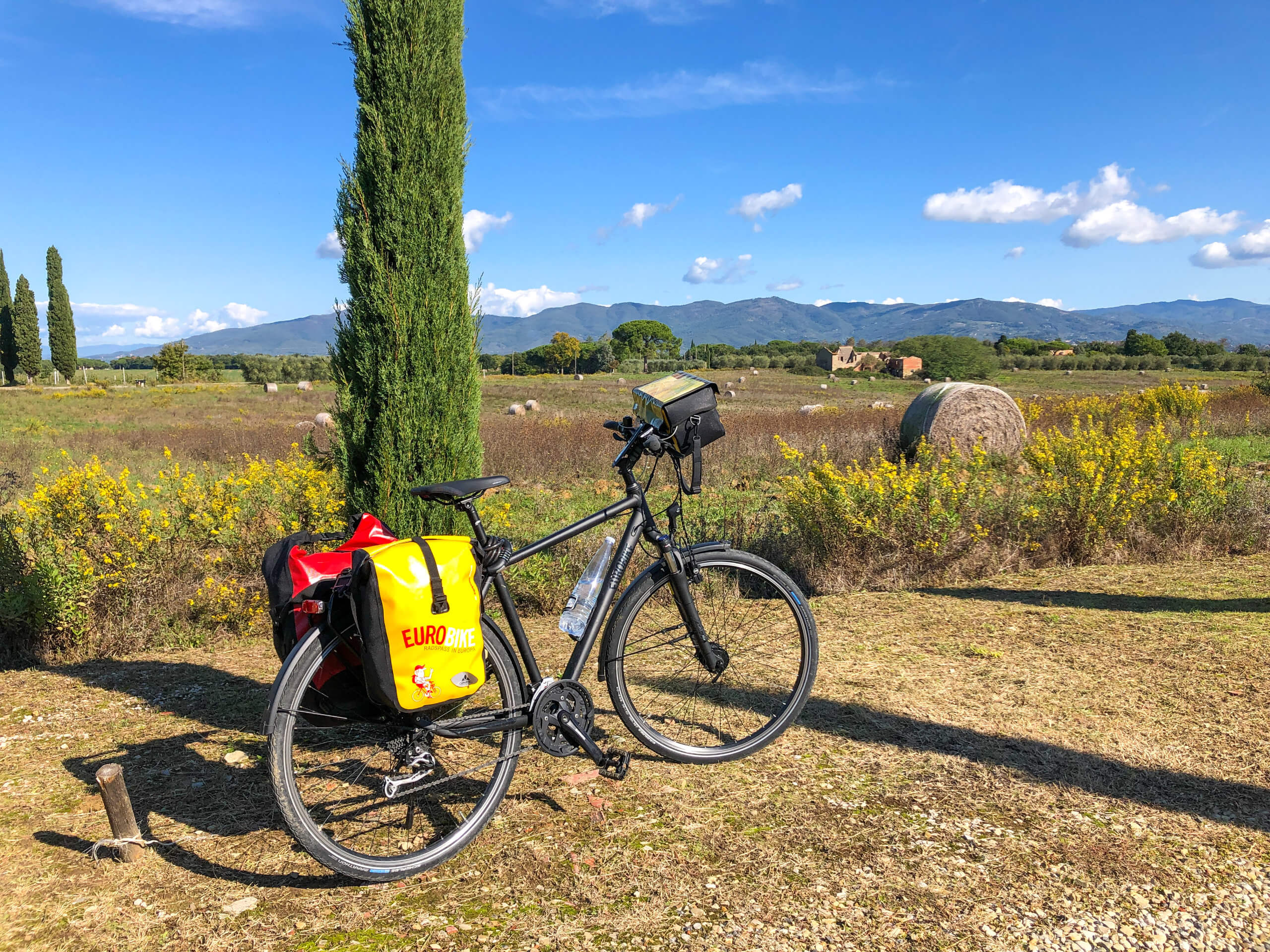 Scenic Tuscany Cycling in Charming Hotels-3