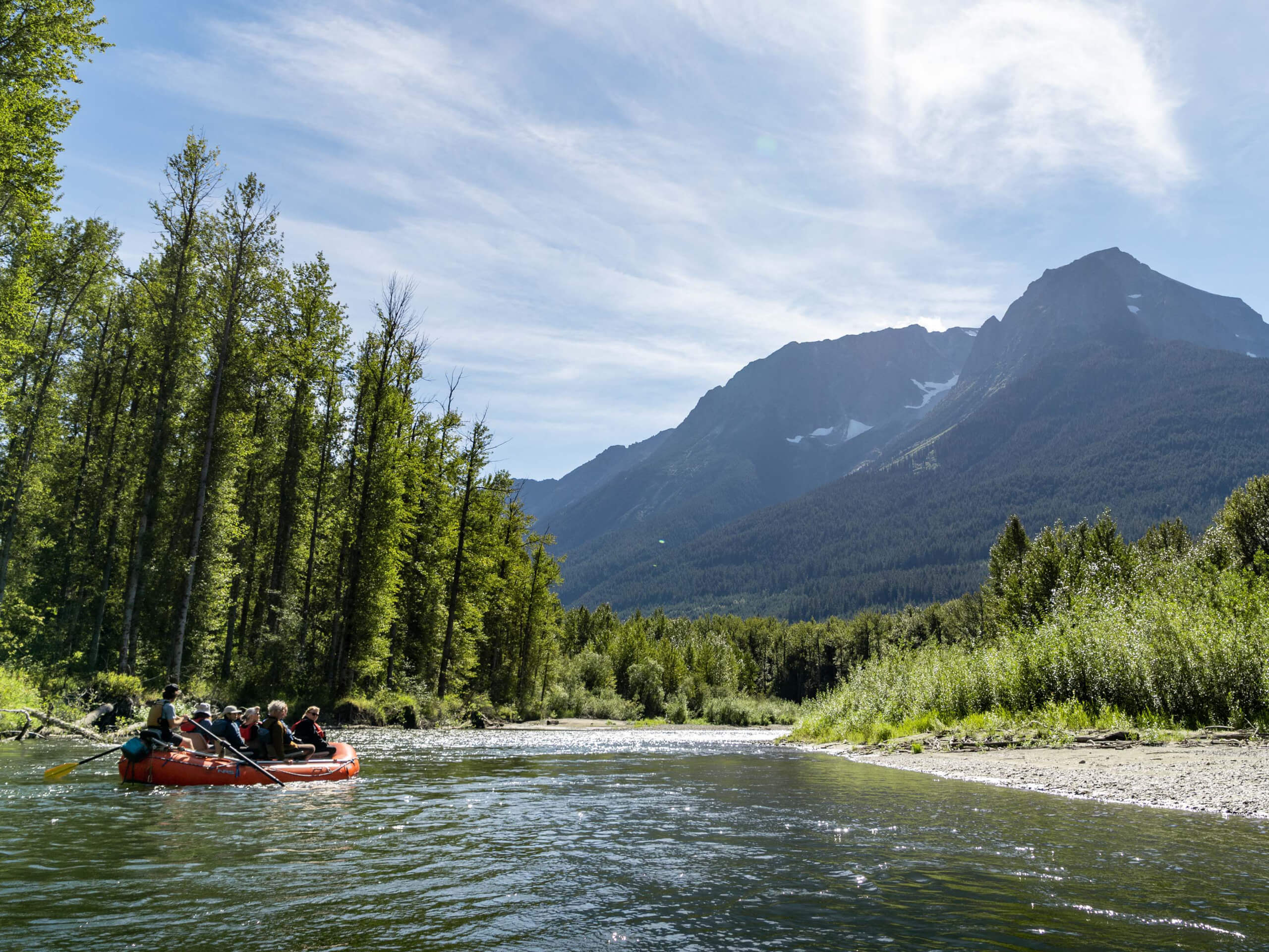 Bella Coola, Grizzly bear viewing tour (cre