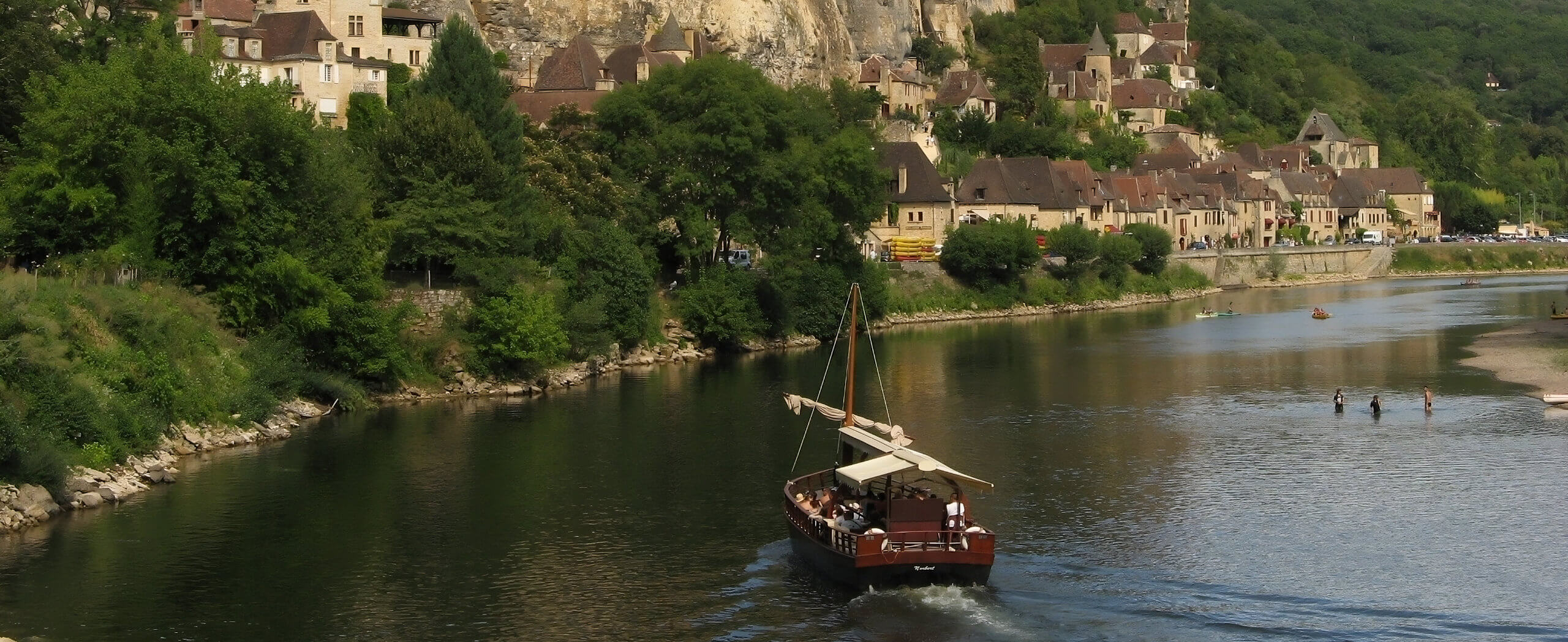 Best of Dordogne & Vézère Valleys Cycling Tour