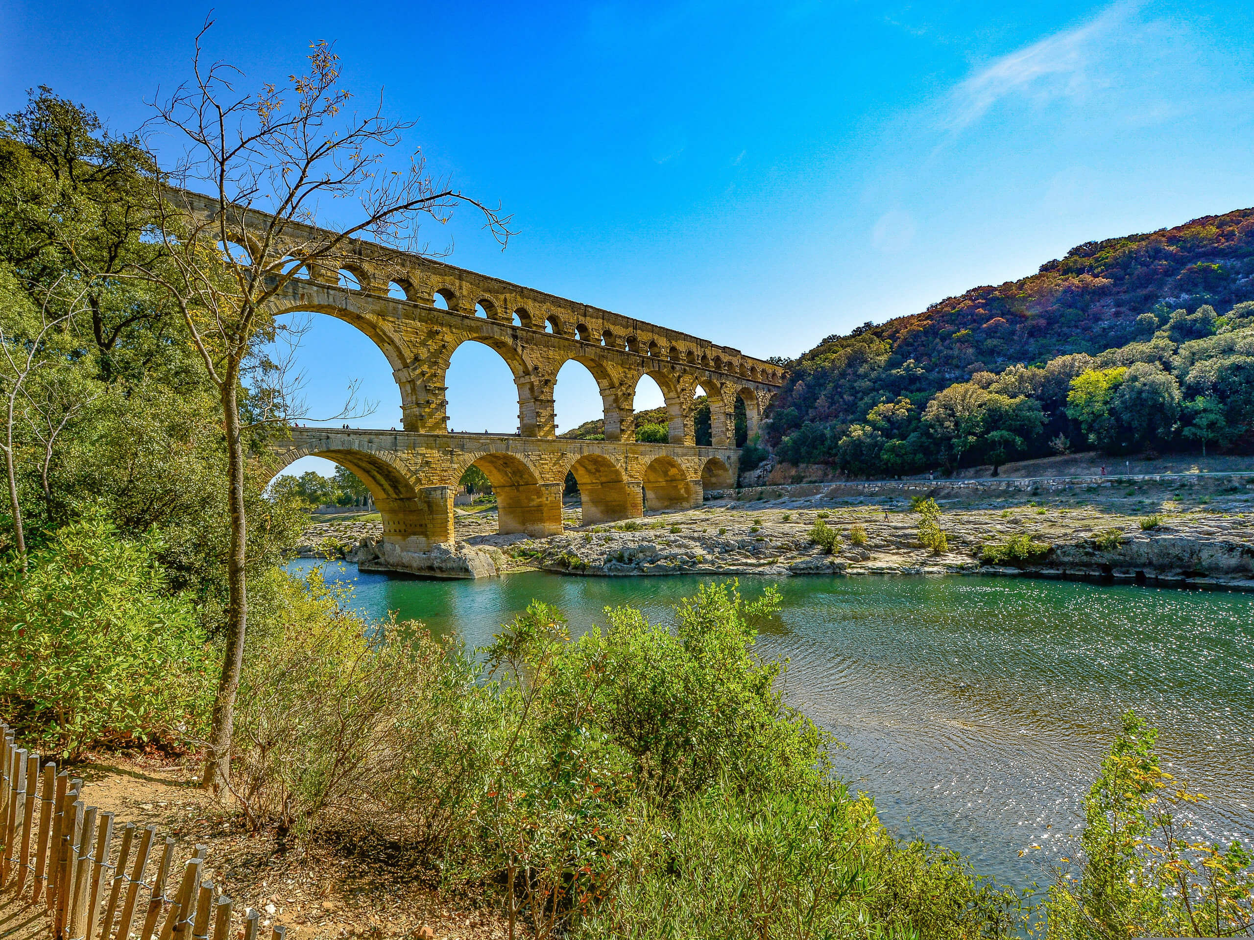 Cycling through Pont du Gard and Alpilles