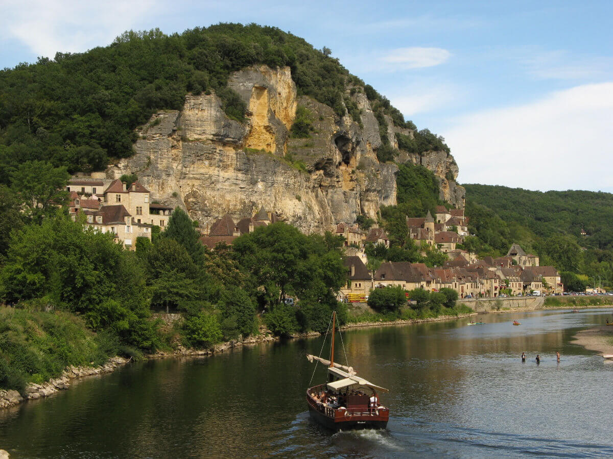 Best of Dordogne & Vézère Valleys Cycling Tour-1