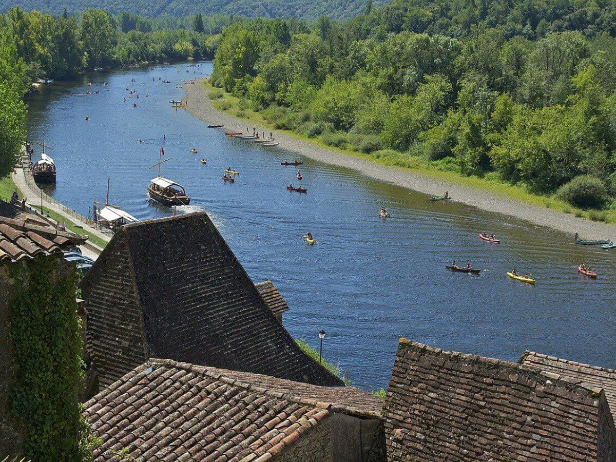 Best of Dordogne & Vézère Valleys Cycling Tour-3