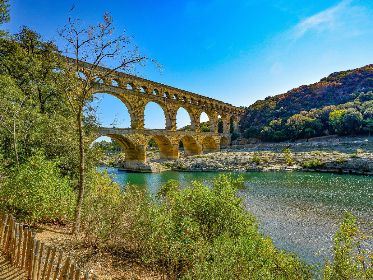 Cycling through Pont du Gard and Alpilles-8